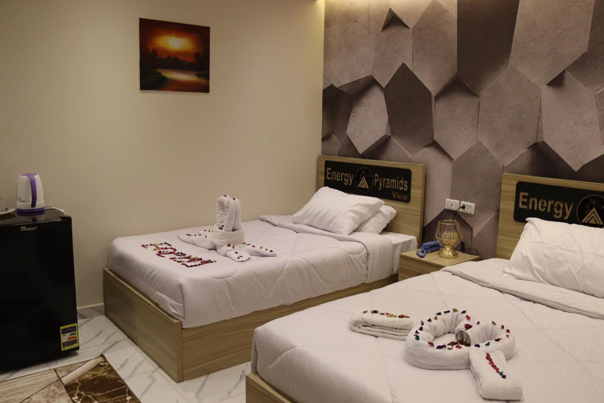 Energy Pyramids View Hostel Kafrat al Jabal Exterior photo