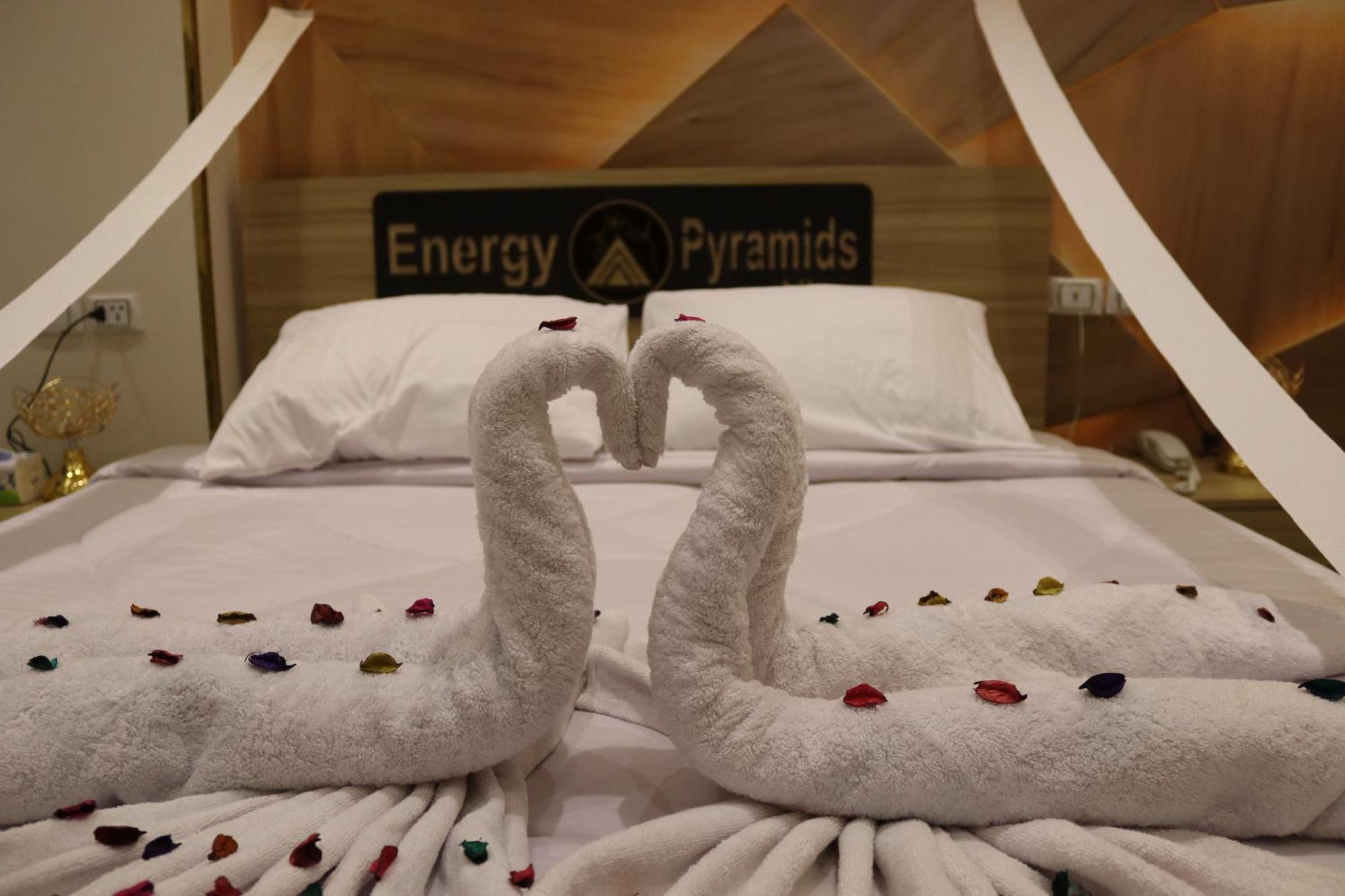 Energy Pyramids View Hostel Kafrat al Jabal Exterior photo