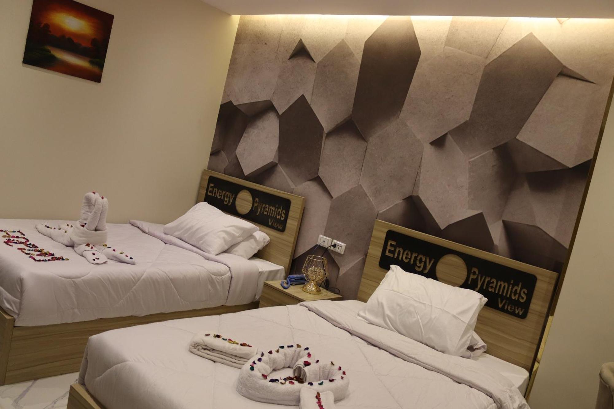 Energy Pyramids View Hostel Kafrat al Jabal Exterior photo