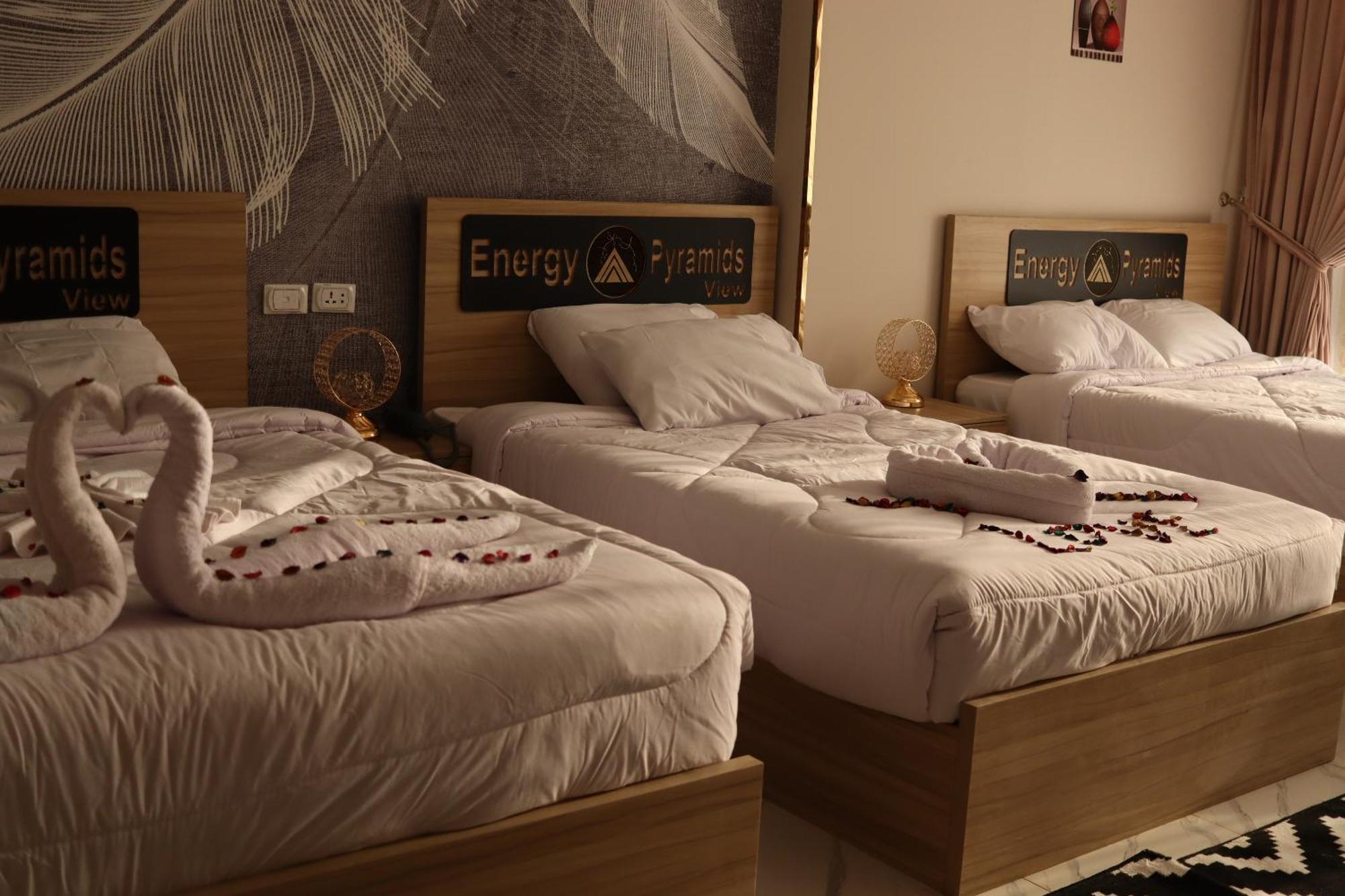 Energy Pyramids View Hostel Kafrat al Jabal Exterior photo