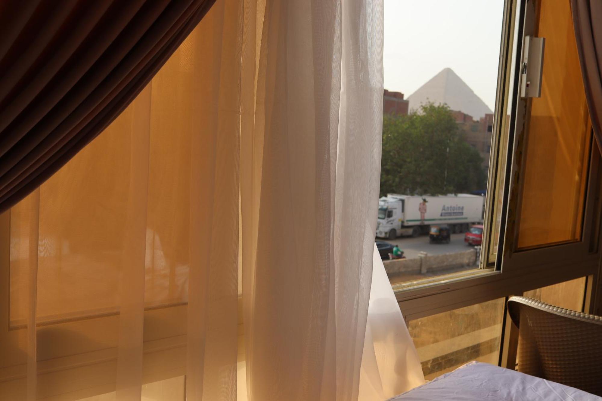 Energy Pyramids View Hostel Kafrat al Jabal Exterior photo